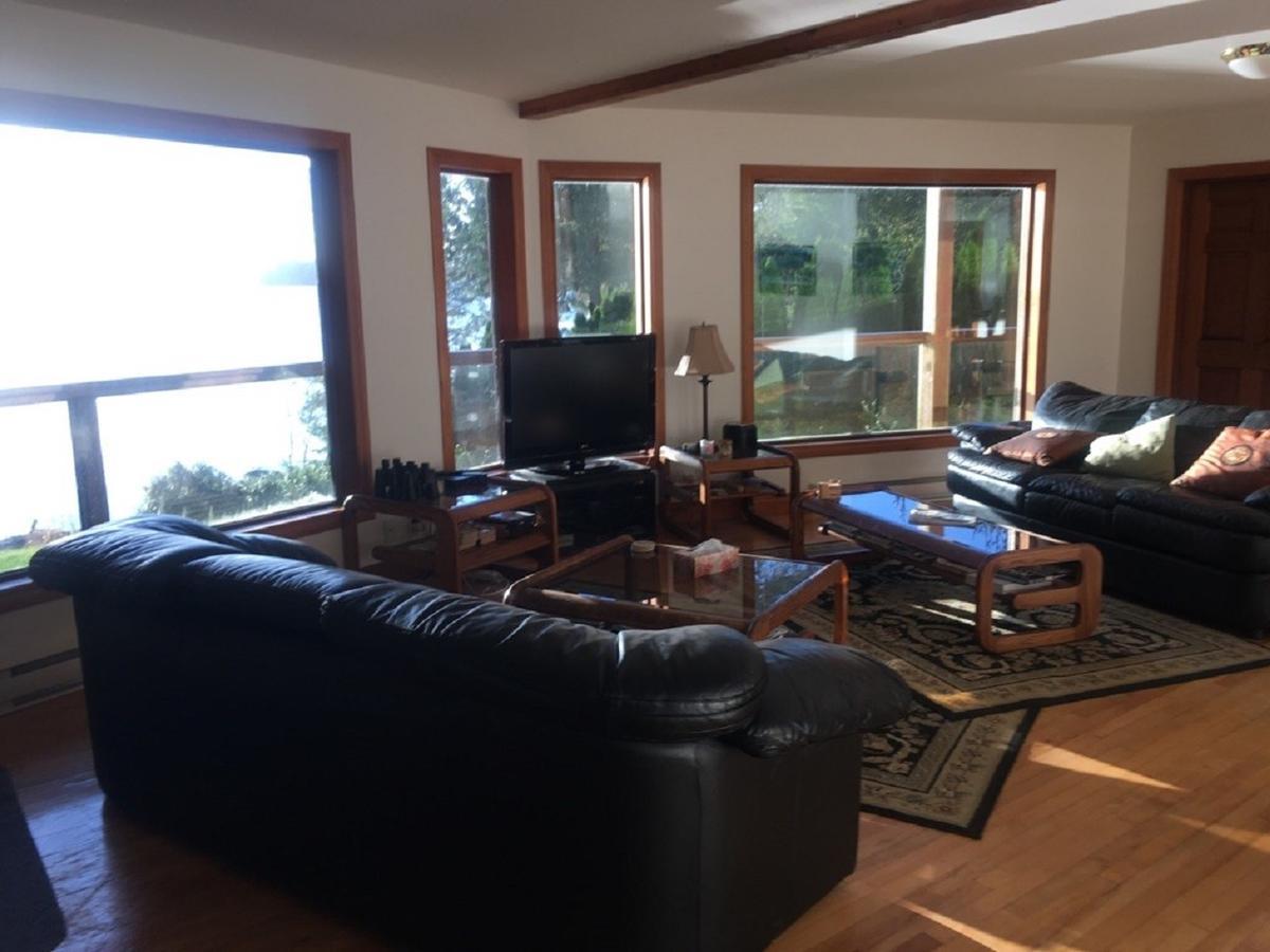 Tofino Stormbay Guest House Екстер'єр фото